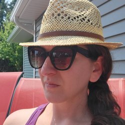 Jade - Nice selection of summer straw hats
