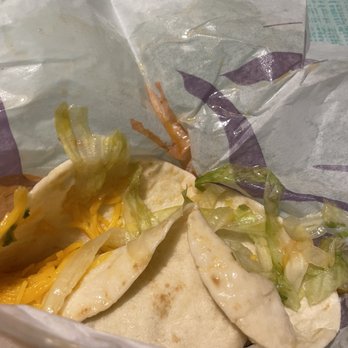 Taco Bell - Wilted old gross - Fast Food Near Me - Richboro, Pennsylvania