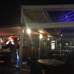 Shine Beer Cafe - Terası var :)
