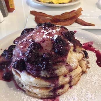 Briarpatch Restaurant - Blueberry Stuffed Pancakes - American Near Me - Winter Park, Florida