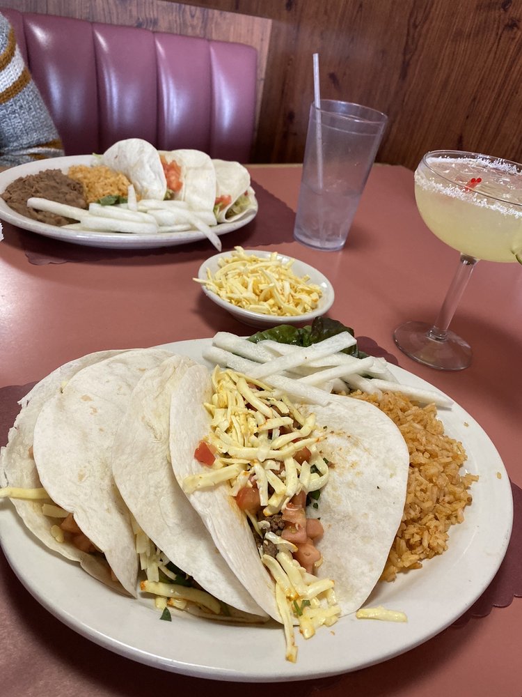 DOS PESOS MEXICAN RESTAURANT 32 Photos & 84 Reviews 11800