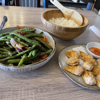 Mamak - Sambal String Beans and Fried Wontons - Malaysian Near Me - Doraville, Georgia