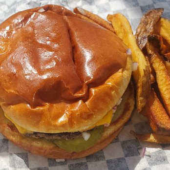 Big Ange's Eatery - Single patty burger with cheese - Sandwiches Near Me - Arlington Heights, Illinois Big Ange's Eatery - Single patty burger with cheese - Sandwiches Near Me - Arlington Heights, Illinois
