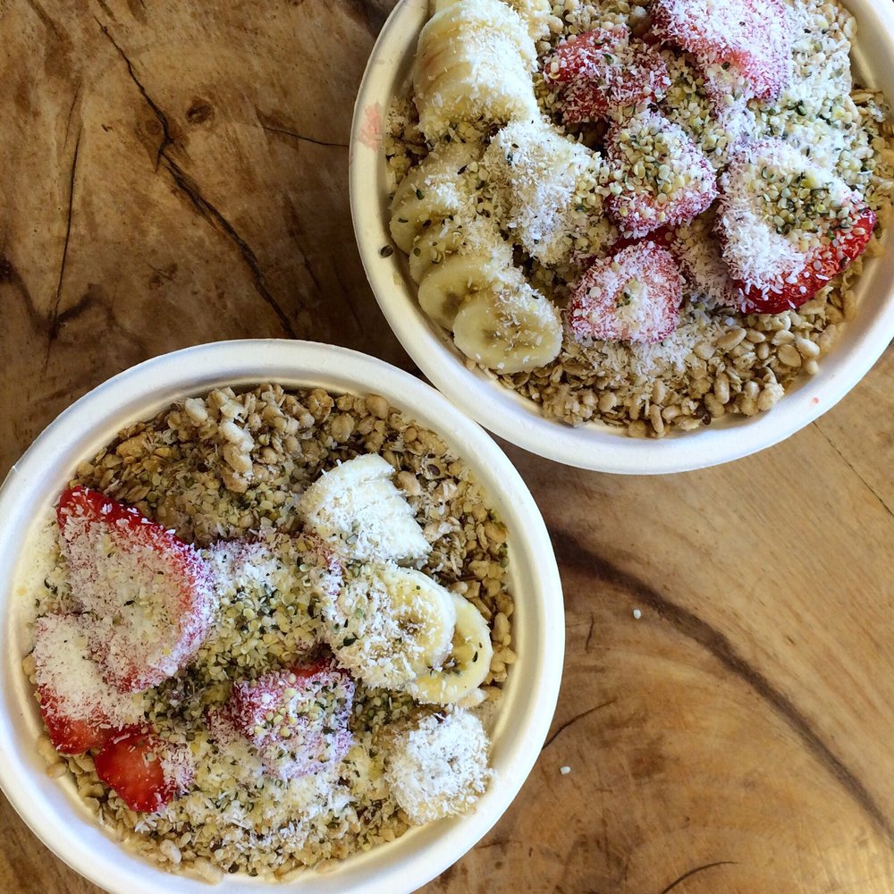 Sunlife Organics - Hawaiian & Brazilian Bowl - Juice Bars & Smoothies Near Me - Malibu, California Sunlife Organics - Hawaiian & Brazilian Bowl - Juice Bars & Smoothies Near Me - Malibu, California