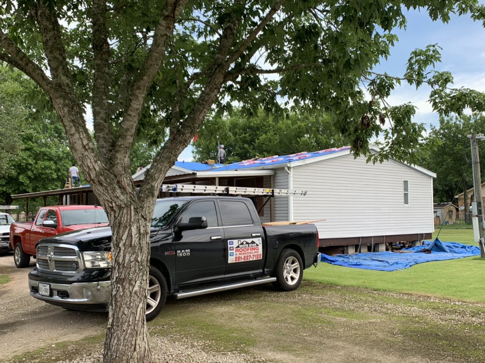 Slide of White Star Roofing