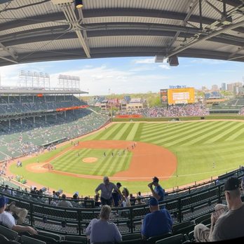 Wrigley Field - Stadiums & Arenas Near Me - Chicago, Illinois Wrigley Field - Stadiums & Arenas Near Me - Chicago, Illinois