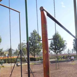 Plaza de los Jóvenes - calistenia en Tezonco.