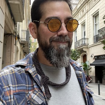 Mustache - Barbers Near Me - Barcelona, B