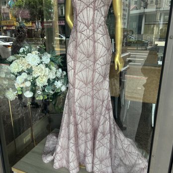 SZthetailor - T - Sewing & Alterations Near Me - St. Petersburg, Florida