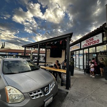 Tacos El Vampiro - Front outside seating - Mexican Near Me - Sylmar, California Tacos El Vampiro - Front outside seating - Mexican Near Me - Sylmar, California