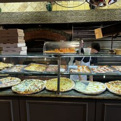 Gino's Pasta & Pizza