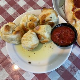 Garlic knots Garlic knots
