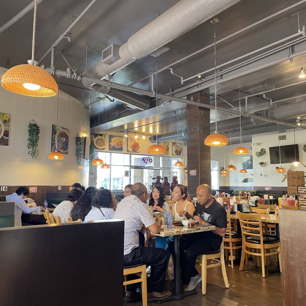 Pho Ha #7 - Dining area - Vietnamese Near Me - Riverside, California Pho Ha #7 - Dining area - Vietnamese Near Me - Riverside, California