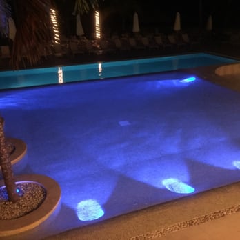 Secrets Resort - Reflecting pool ad swimming pool next to reception - Rest Stops Near Me - San Miguel, ROO Secrets Resort - Reflecting pool ad swimming pool next to reception - Rest Stops Near Me - San Miguel, ROO