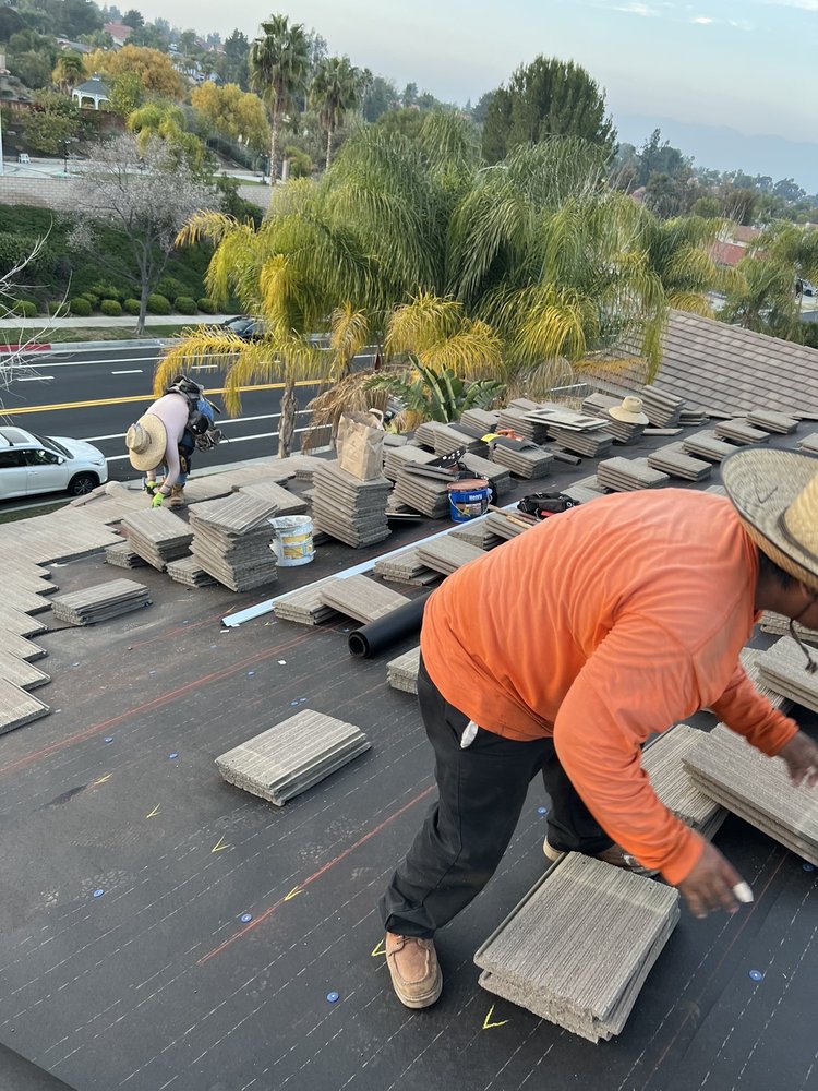 Slide of Roofer Handy Man