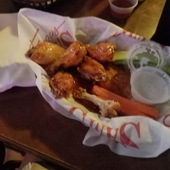 Famous Sam's - Sports Bars Near Me - Tucson, Arizona Famous Sam's - Sports Bars Near Me - Tucson, Arizona