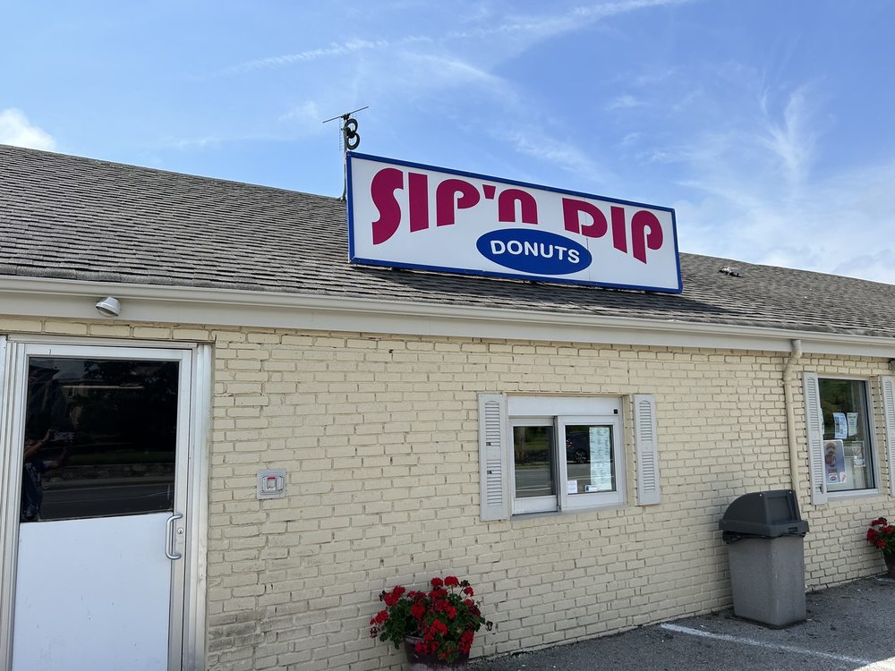 SIP N’ DIP DONUTS Updated October 2024 26 Photos & 37 Reviews 775