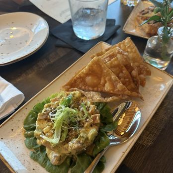 Bistro 120 - ahi tuna poke chips - New American Near Me - Oakdale, California
