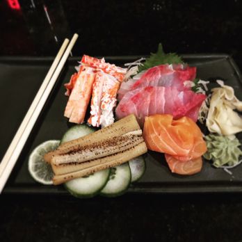 Screaming Tuna - Sashimi: king crab, salt water eel, Hawaiian yellowtail and salmon. - Sushi Bars Near Me - Milwaukee, Wisconsin Screaming Tuna - Sashimi: king crab, salt water eel, Hawaiian yellowtail and salmon. - Sushi Bars Near Me - Milwaukee, Wisconsin
