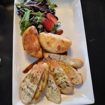 Remingtons of Niagara - Fried Brie - Steakhouses Near Me - Niagara Falls, Ontario Remingtons of Niagara - Fried Brie - Steakhouses Near Me - Niagara Falls, Ontario