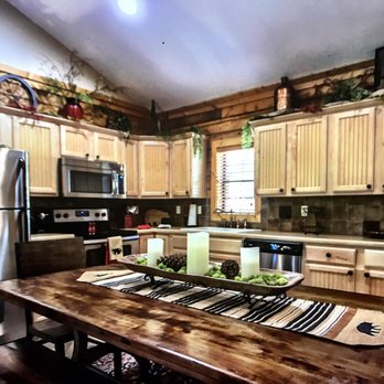 Ozark Mountain Shay Getaways - Vacation Rentals Near Me - Walnut Shade, Missouri