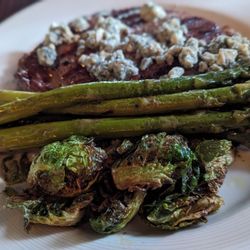 Bella Napoli Pizzeria - Gorgonzola Cowboy ribeye