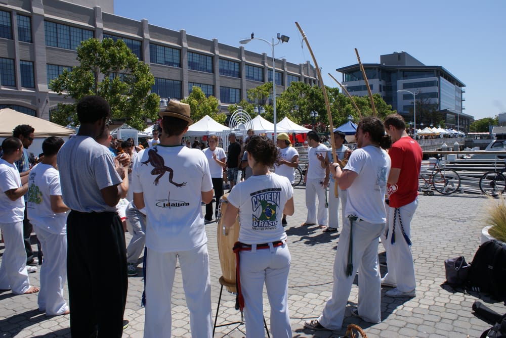 Capoeira Brasil East Bay Logo