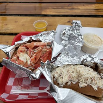 Sprague's Lobster - A lobster roll and a crab roll - Seafood Near Me - Wiscasset, Maine