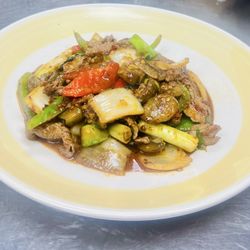 Family Kitchen - Hot basil