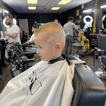 Cut Pros Barbershop - Haircut - Barbers Near Me - Kent, Washington Cut Pros Barbershop - Haircut - Barbers Near Me - Kent, Washington