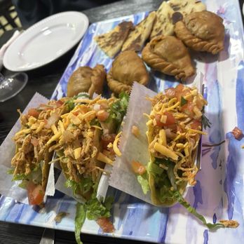 Restaurante La Cascada - Tacos, empanadas, pupusa - Salvadoran Near Me - Southold, New York