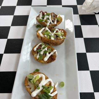 BJ's Pit Stop Bar & Grill - Potato skins - American Near Me - Intercourse, Pennsylvania