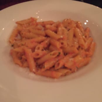 Fabiolus Cucina - Pasta al vodka - Italian Near Me - Hollywood, California Fabiolus Cucina - Pasta al vodka - Italian Near Me - Hollywood, California