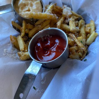 Bar Siena - Fries came cold. - Italian Near Me - Chicago, Illinois Bar Siena - Fries came cold. - Italian Near Me - Chicago, Illinois