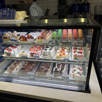 Paris Baguette - Bakeries Near Me - Coppell, Texas