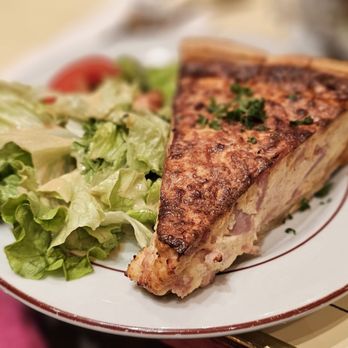 Café de la Comédie - Quiche Lorraine - Brasseries Near Me - Paris, 75 Café de la Comédie - Quiche Lorraine - Brasseries Near Me - Paris, 75