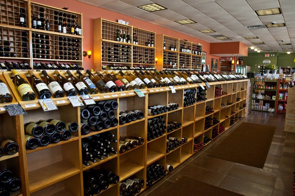 THE MAGNOLIA WINE COMPANY Updated October 2024 14 Photos & 35