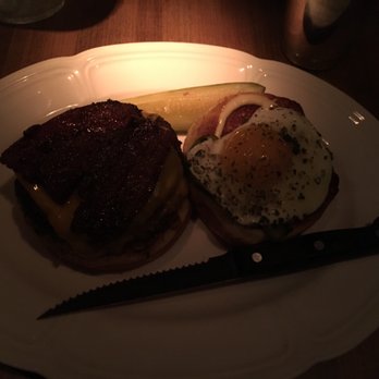 Au Cheval - Single cheeseburger with bacon and egg - Bars Near Me - Chicago, Illinois