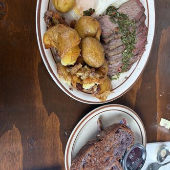 Le Hut Dinette - Wine Bars Near Me - Santa Ana, California Le Hut Dinette - Wine Bars Near Me - Santa Ana, California