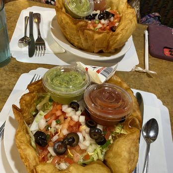 Junction Restaurant - Taco salad - American Near Me - Chinle, Arizona