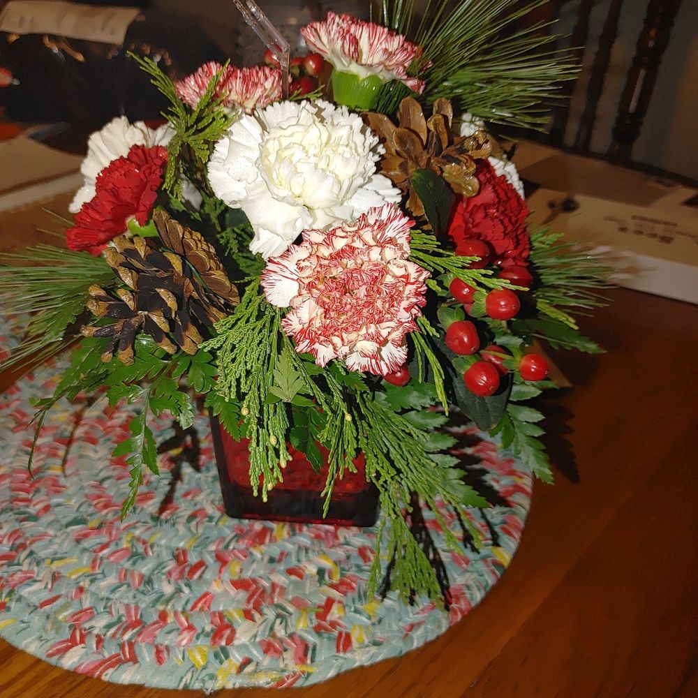 Andree's Floral Designs - Florists Near Me - Greenfield, Indiana Andree's Floral Designs - Florists Near Me - Greenfield, Indiana