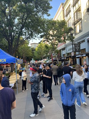 Santana Row Farmers' Market (Open May - September) by null