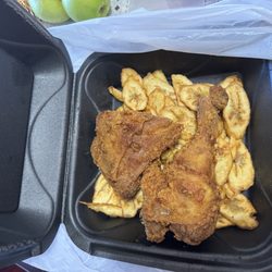 Sabor Autentico Hondureño - Pollo con Tajadas