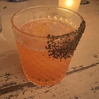 Tanner Smiths - Pearl Button - Cocktail Bars Near Me - New York, New York