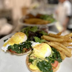Eggs Benedict