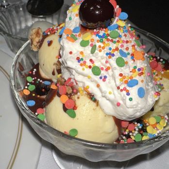 Mister Charles - Ice cream sundae - American Near Me - Dallas, Texas Mister Charles - Ice cream sundae - American Near Me - Dallas, Texas