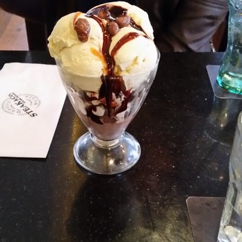 Steak & Co - brownie sundae-single serving (good for 2 people) - Steakhouses Near Me - London, XGL Steak & Co - brownie sundae-single serving (good for 2 people) - Steakhouses Near Me - London, XGL