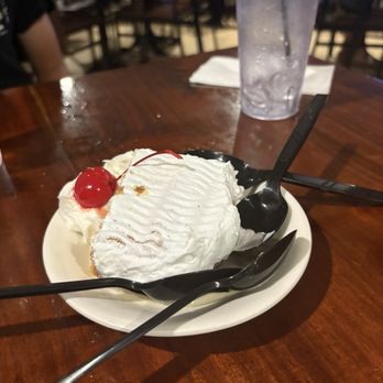 Los Pinos Café - Tres leches cake was amazing! - Bars Near Me - San Juan, Puerto Rico