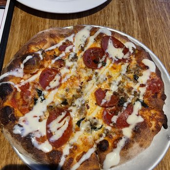 Farrelli's Pizza - Northwest traditional - Pizza Near Me - Ruston, Washington