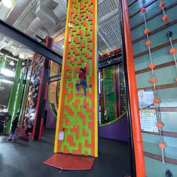Clip 'n Climb - Rock Climbing Near Me - Laval, Quebec